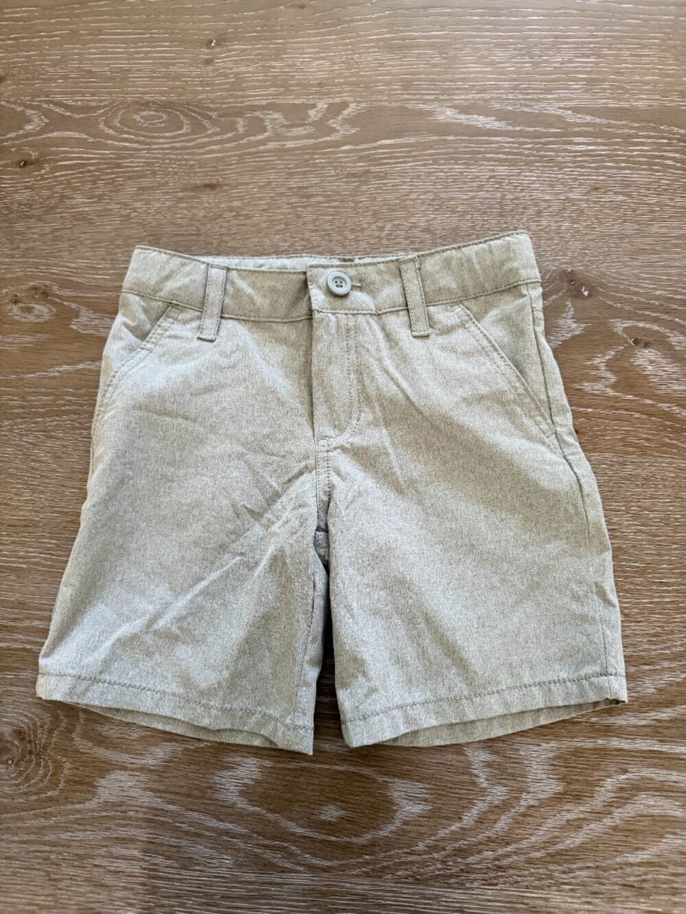 Boys Cat & Jack light gray adjustable waist shorts size 7